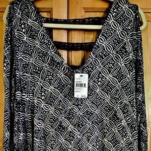 ASTR TUNIC DRESS w/SLOTTED SLEEVES & LACE TRIM